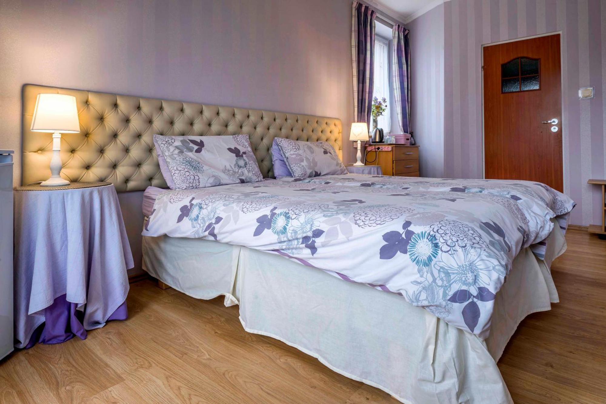 Pensjonat Nad Jeziorem Lakeside Brodnica Dolna Exterior foto
