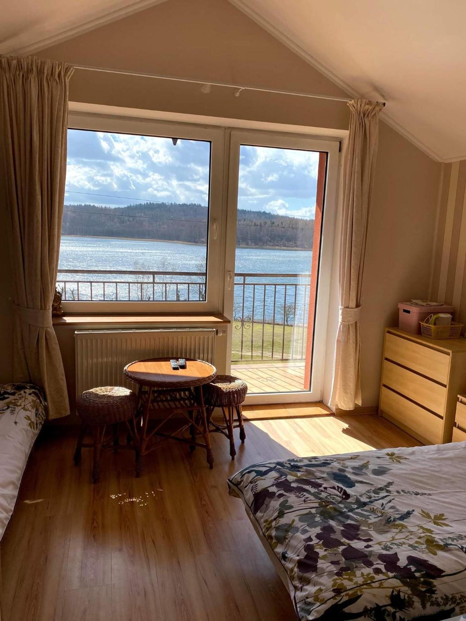 Pensjonat Nad Jeziorem Lakeside Brodnica Dolna Cameră foto